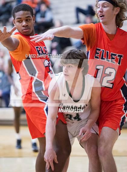 Thumbnail 3 in Ellet vs. Canton Central Catholic photogallery.