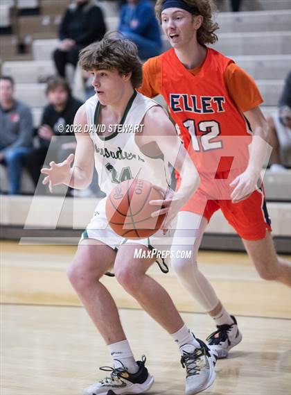 Thumbnail 2 in Ellet vs. Canton Central Catholic photogallery.