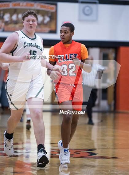Thumbnail 2 in Ellet vs. Canton Central Catholic photogallery.