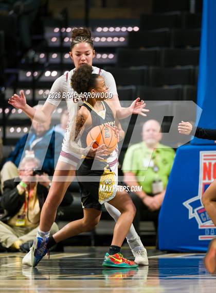 Thumbnail 3 in Cherokee vs. Pamlico County (NCHSAA 2A Final) photogallery.