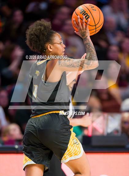 Thumbnail 1 in Cherokee vs. Pamlico County (NCHSAA 2A Final) photogallery.