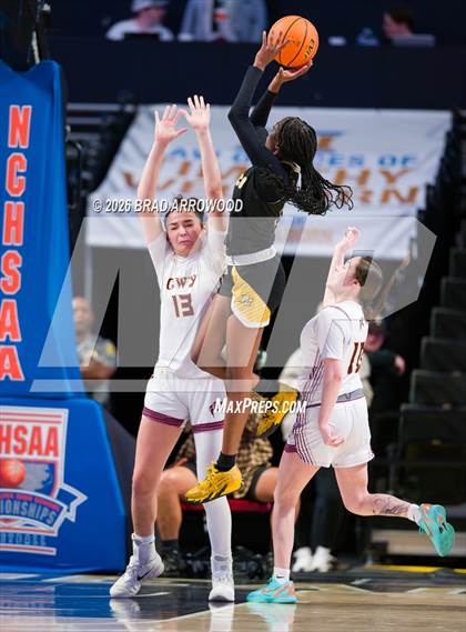 Thumbnail 2 in Cherokee vs. Pamlico County (NCHSAA 2A Final) photogallery.