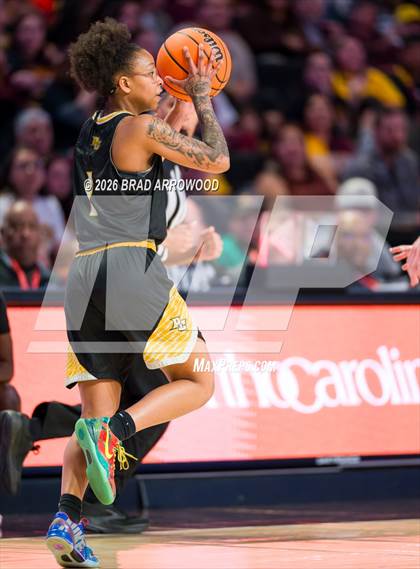 Thumbnail 3 in Cherokee vs. Pamlico County (NCHSAA 2A Final) photogallery.