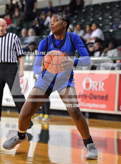 Thumbnail 1 in Tyler @ Longview photogallery.