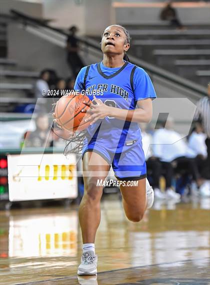 Thumbnail 3 in Tyler @ Longview photogallery.