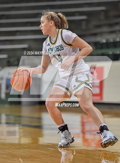 Thumbnail 1 in Tyler @ Longview photogallery.