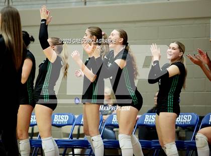 Thumbnail 2 in Tomball vs Southlake Carroll (UIL 6A Volleyball State Semifinals Division 2) photogallery.