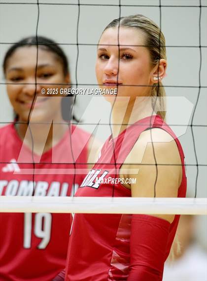 Thumbnail 2 in Tomball vs Southlake Carroll (UIL 6A D2 Volleyball Semi-final) photogallery.