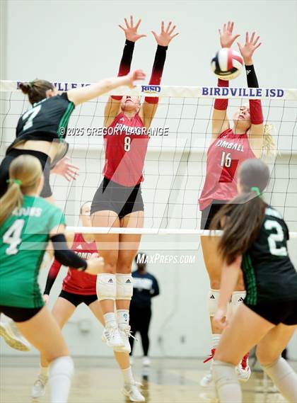 Thumbnail 3 in Tomball vs Southlake Carroll (UIL 6A Volleyball State Semifinals Division 2) photogallery.