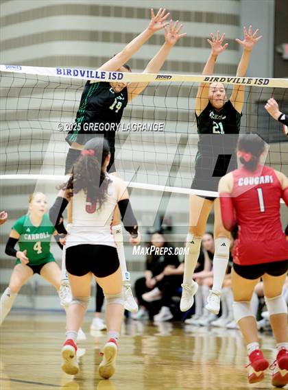 Thumbnail 3 in Tomball vs Southlake Carroll (UIL 6A D2 Volleyball Semi-final) photogallery.