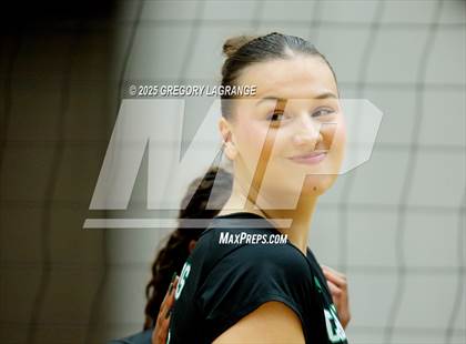 Thumbnail 1 in Tomball vs Southlake Carroll (UIL 6A D2 Volleyball Semi-final) photogallery.
