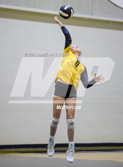 Thumbnail 3 in Crandall vs Summit International Prep (Crandall Tournament) photogallery.