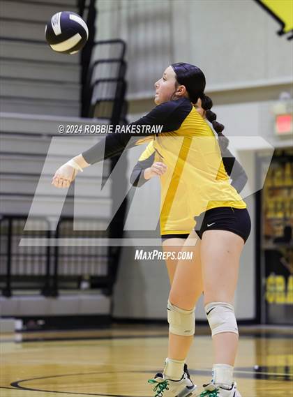 Thumbnail 3 in Crandall vs Summit International Prep (Crandall Tournament) photogallery.
