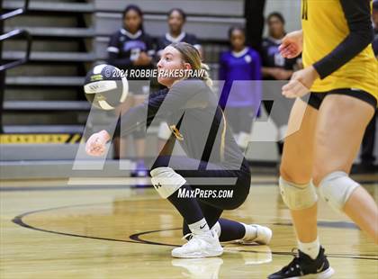 Thumbnail 3 in Crandall vs Summit International Prep (Crandall Tournament) photogallery.
