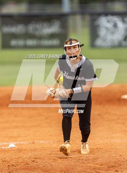 Thumbnail 1 in Thomas County Central @ Houston County photogallery.