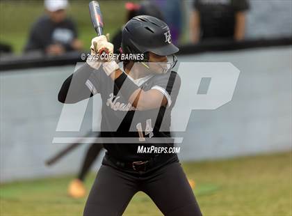 Thumbnail 1 in Thomas County Central @ Houston County photogallery.