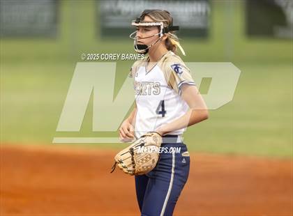 Thumbnail 1 in Thomas County Central @ Houston County photogallery.