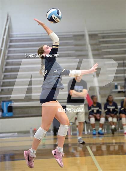 Thumbnail 1 in St. Joseph's Catholic vs Blythewood (Dorman Tournament of Champions) photogallery.