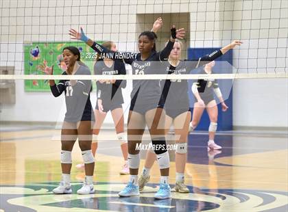 Thumbnail 2 in St. Joseph's Catholic vs Blythewood (Dorman Tournament of Champions) photogallery.