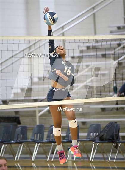 Thumbnail 1 in St. Joseph's Catholic vs Blythewood (Dorman Tournament of Champions) photogallery.