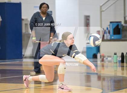 Thumbnail 1 in St. Joseph's Catholic vs Blythewood (Dorman Tournament of Champions) photogallery.