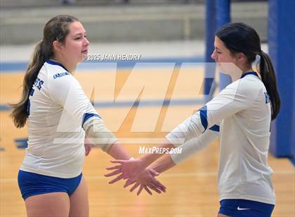 Thumbnail 3 in St. Joseph's Catholic vs Blythewood (Dorman Tournament of Champions) photogallery.