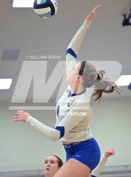 Thumbnail 2 in St. Joseph's Catholic vs Blythewood (Dorman Tournament of Champions) photogallery.