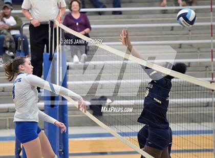 Thumbnail 3 in St. Joseph's Catholic vs Blythewood (Dorman Tournament of Champions) photogallery.