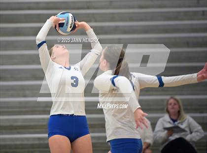 Thumbnail 2 in St. Joseph's Catholic vs Blythewood (Dorman Tournament of Champions) photogallery.