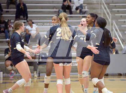 Thumbnail 1 in St. Joseph's Catholic vs Blythewood (Dorman Tournament of Champions) photogallery.