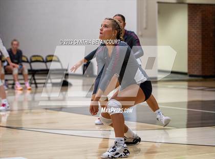 Thumbnail 3 in Arapahoe vs Horizon photogallery.