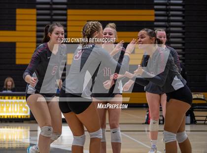 Thumbnail 2 in Arapahoe vs Horizon photogallery.