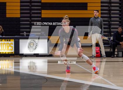Thumbnail 2 in Arapahoe vs Horizon photogallery.