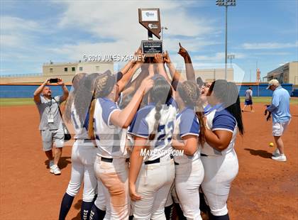 Thumbnail 3 in Shadow Ridge vs Coronado (NIAA 4A Final) photogallery.