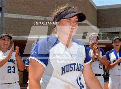 Thumbnail 3 in Shadow Ridge vs Coronado (NIAA 4A Final) photogallery.