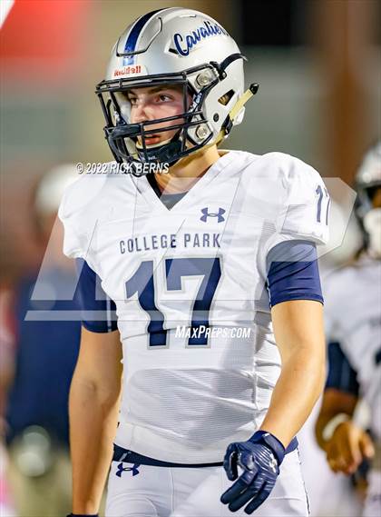 Thumbnail 2 in Oak Ridge vs College Park photogallery.