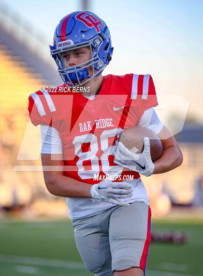 Thumbnail 3 in Oak Ridge vs College Park photogallery.