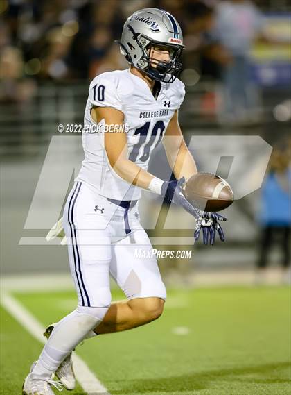 Thumbnail 2 in Oak Ridge vs College Park photogallery.