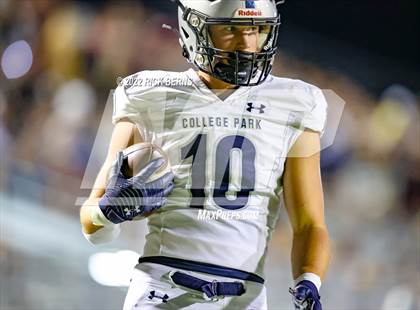 Thumbnail 1 in Oak Ridge vs College Park photogallery.