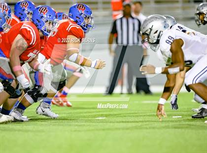 Thumbnail 3 in Oak Ridge vs College Park photogallery.