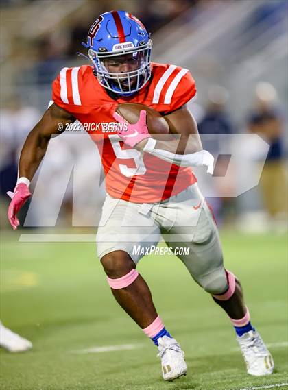Thumbnail 1 in Oak Ridge vs College Park photogallery.