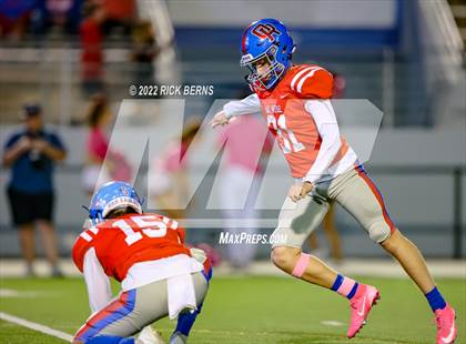 Thumbnail 3 in Oak Ridge vs College Park photogallery.