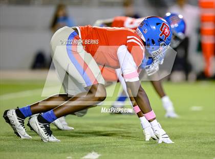 Thumbnail 3 in Oak Ridge vs College Park photogallery.