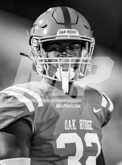 Thumbnail 3 in Oak Ridge vs College Park photogallery.