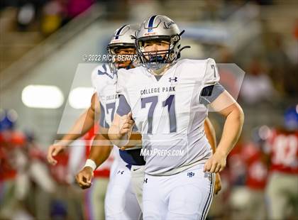 Thumbnail 1 in Oak Ridge vs College Park photogallery.