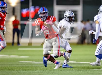 Thumbnail 1 in Oak Ridge vs College Park photogallery.