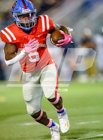 Thumbnail 3 in Oak Ridge vs College Park photogallery.