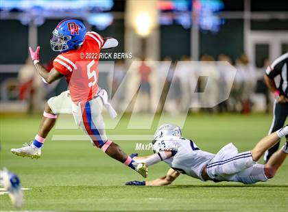 Thumbnail 1 in Oak Ridge vs College Park photogallery.