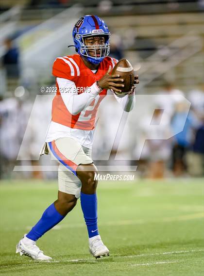 Thumbnail 3 in Oak Ridge vs College Park photogallery.
