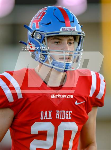 Thumbnail 1 in Oak Ridge vs College Park photogallery.